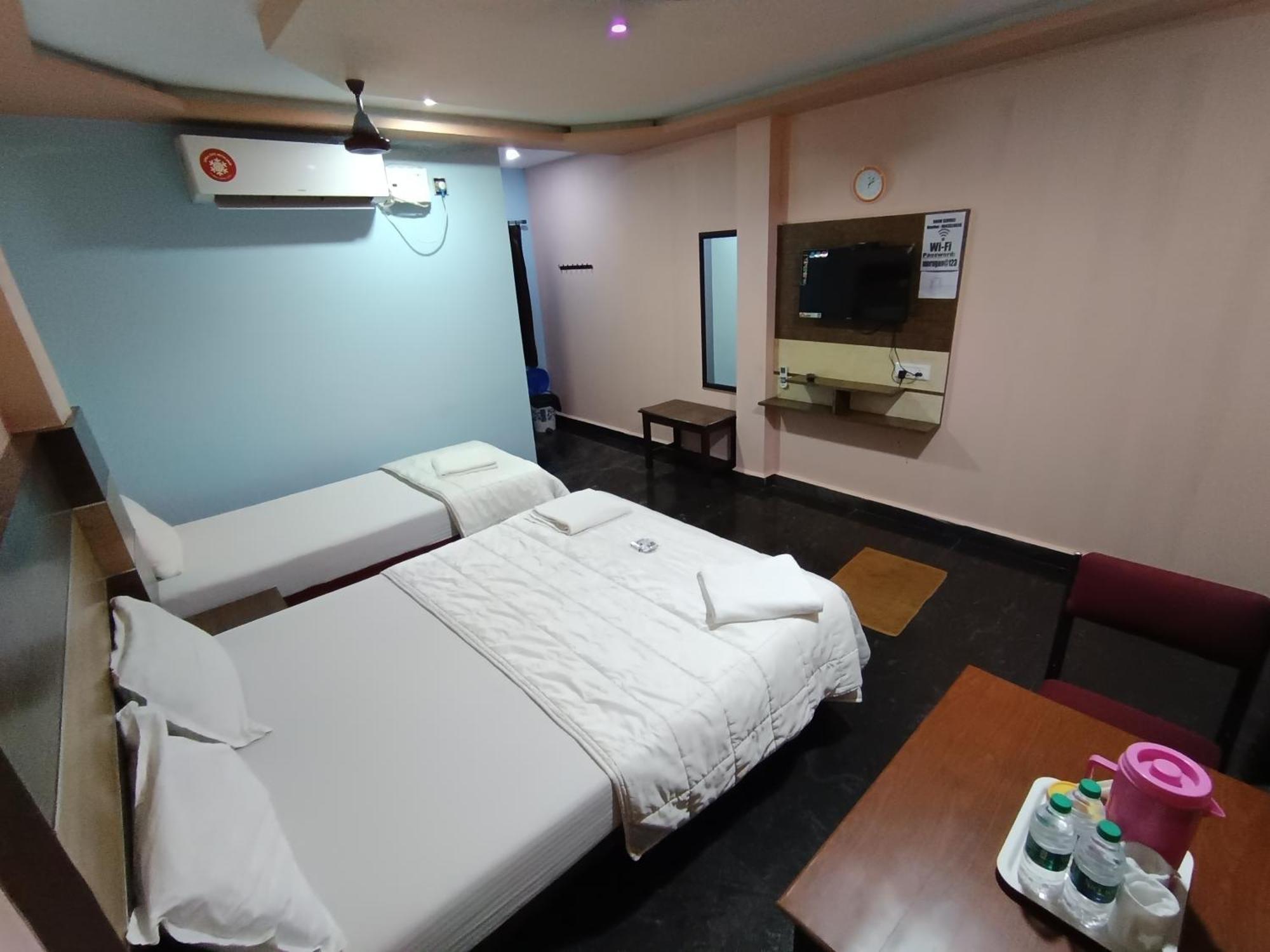 Sri Murugan Beach Paradise Hotel มหาพลีปุรัม ภายนอก รูปภาพ