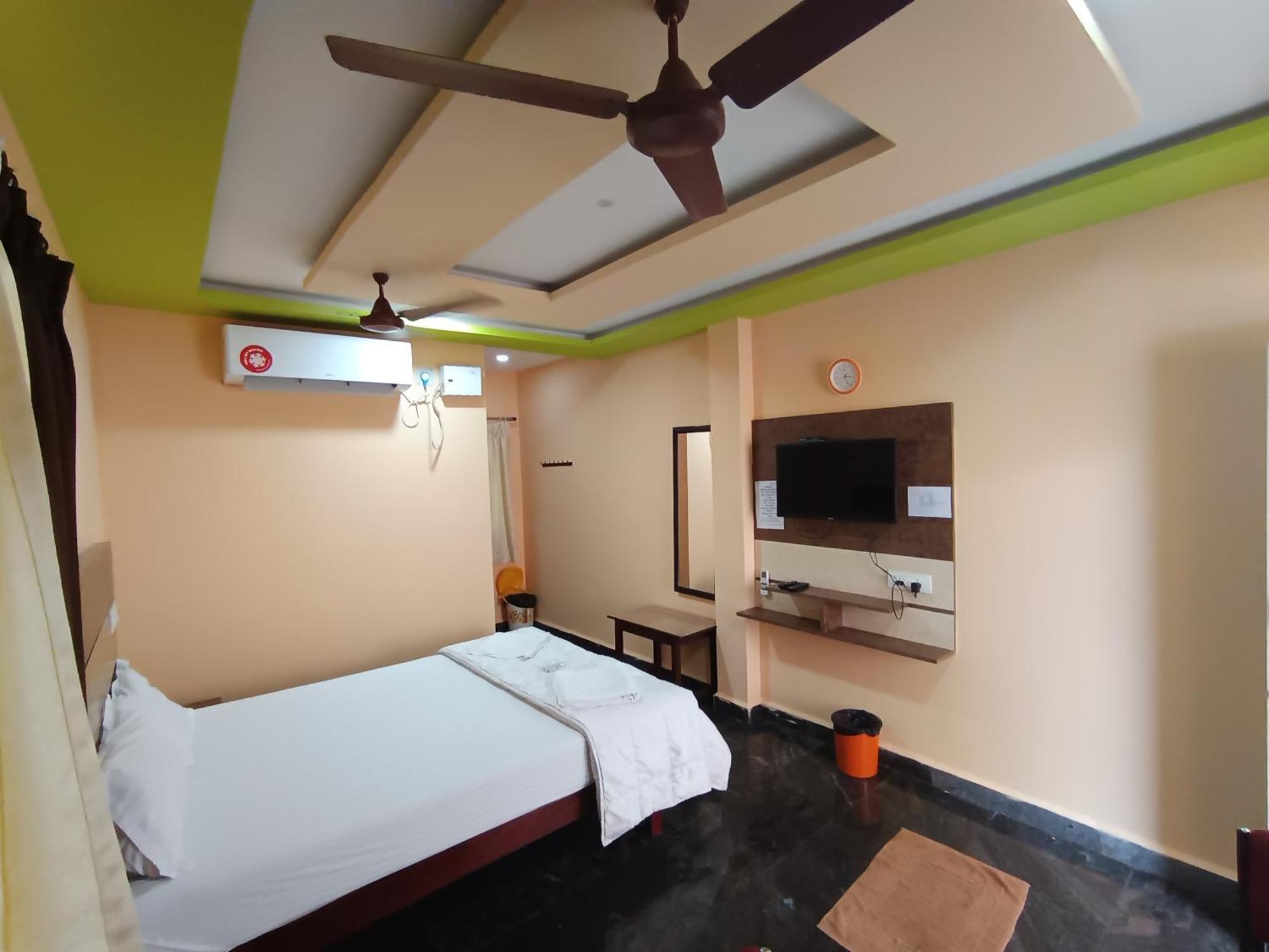 Sri Murugan Beach Paradise Hotel มหาพลีปุรัม ภายนอก รูปภาพ