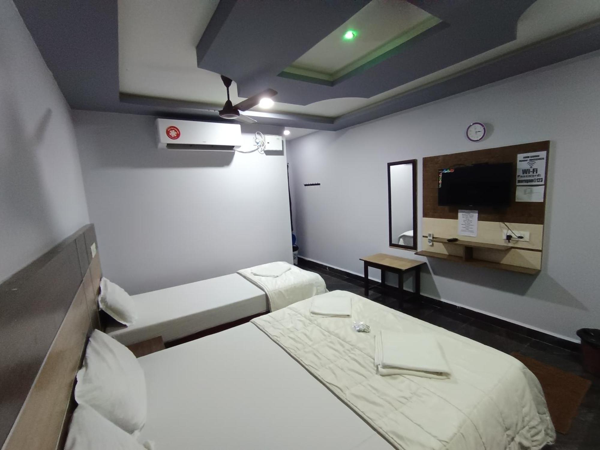 Sri Murugan Beach Paradise Hotel มหาพลีปุรัม ภายนอก รูปภาพ