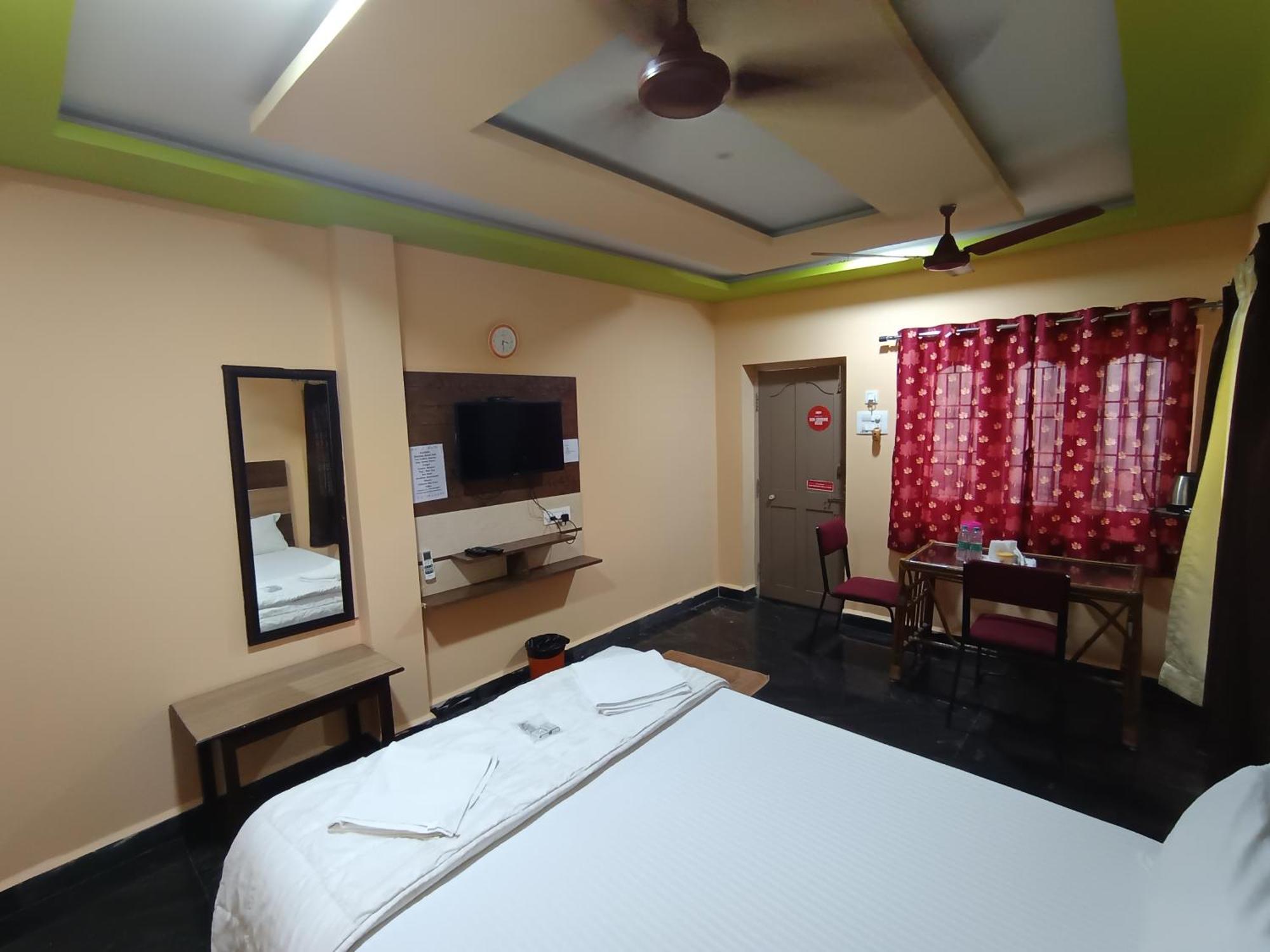 Sri Murugan Beach Paradise Hotel มหาพลีปุรัม ภายนอก รูปภาพ