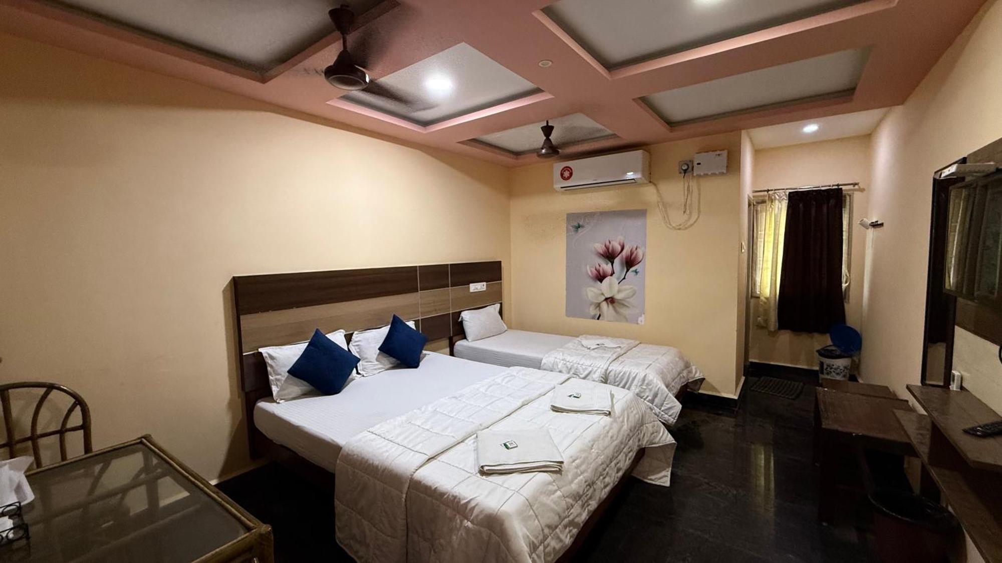 Sri Murugan Beach Paradise Hotel มหาพลีปุรัม ภายนอก รูปภาพ