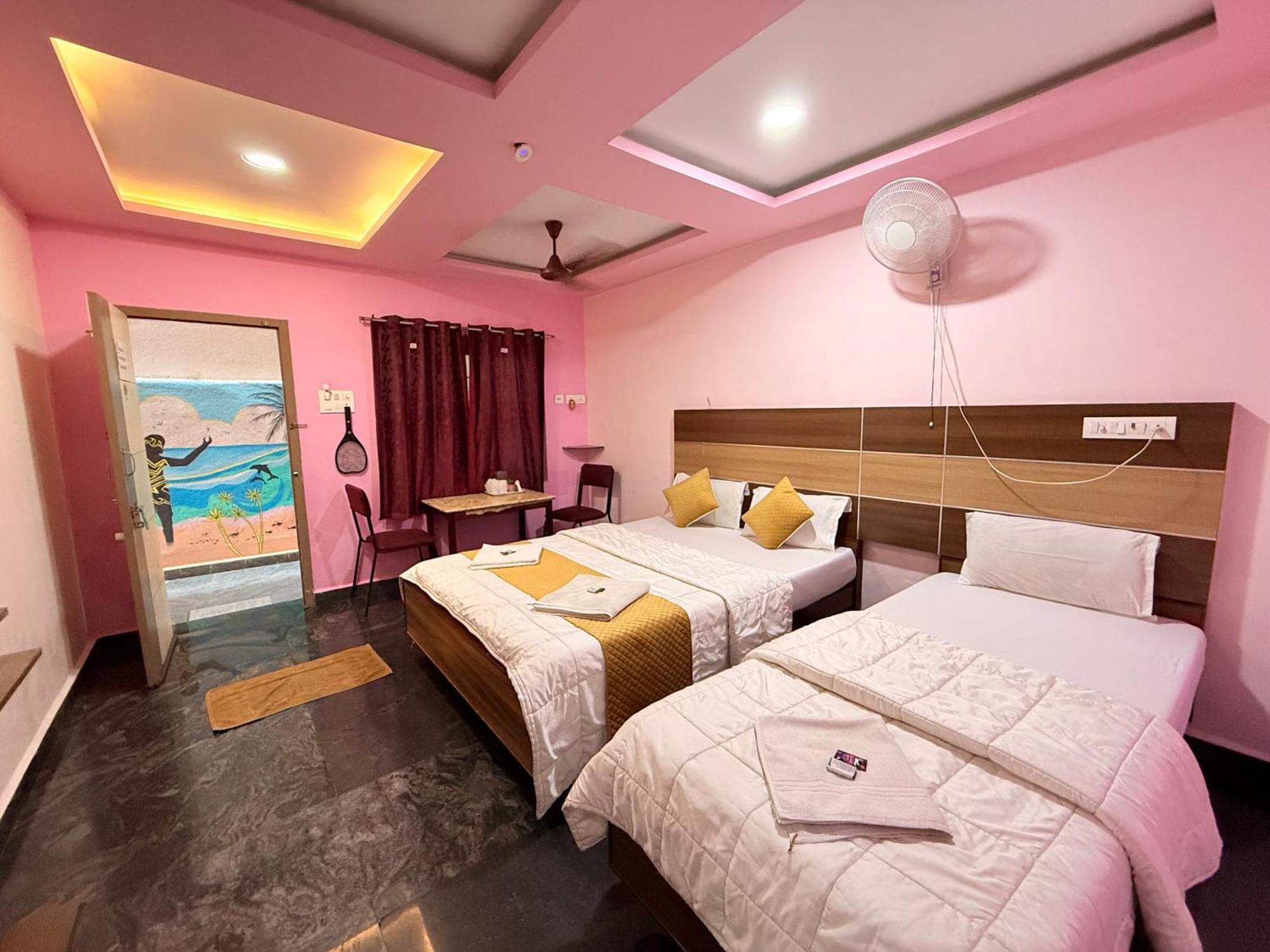 Sri Murugan Beach Paradise Hotel มหาพลีปุรัม ภายนอก รูปภาพ